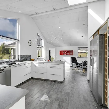 Billa - 450m From The Sea By Interhome *